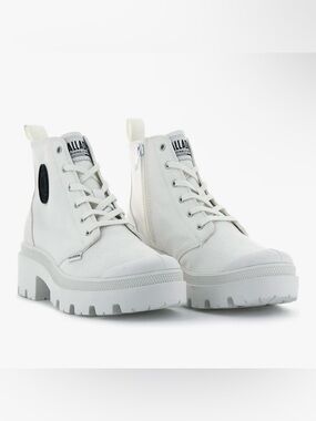Palladium Women's Pallabase Twill Boot Star White Chunky Heel